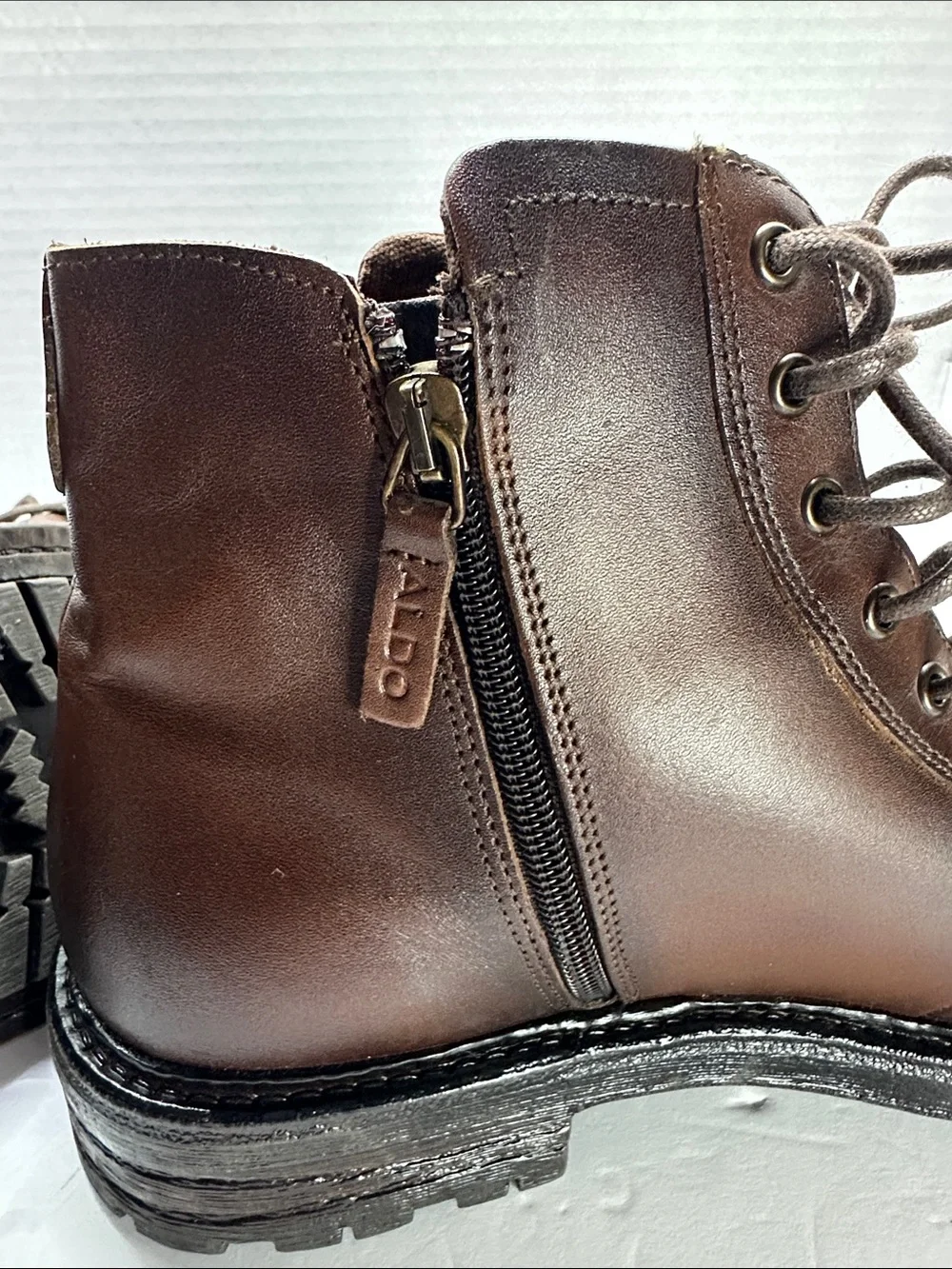Aldo Men's Dark Brown Leather Lace-Up Chukka Boots
